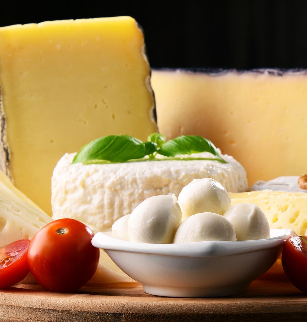 Typical Apulian Cheeses